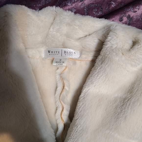 White House Black Market Light Cream Coat - Picture 4 of 5